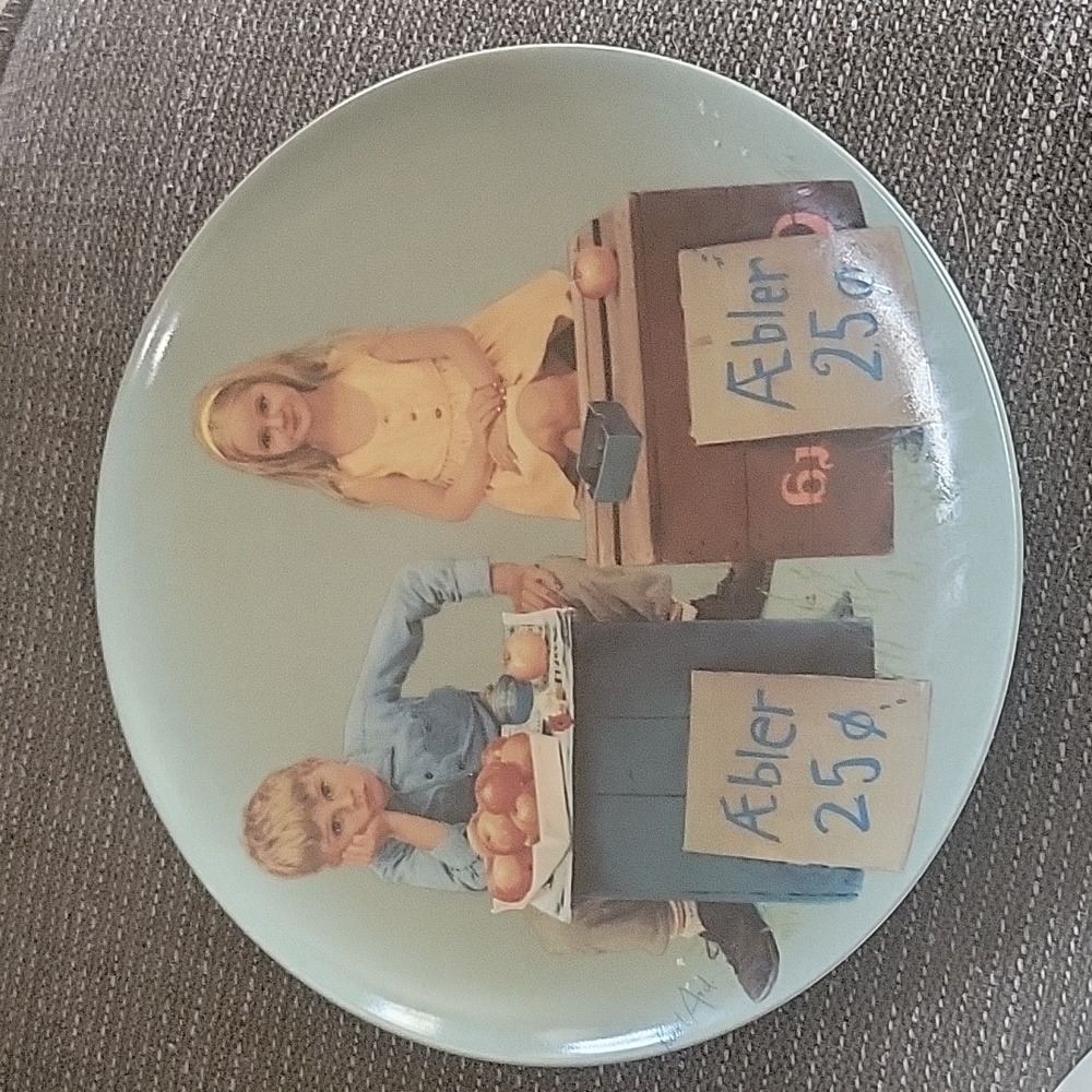 Kurt ArdKURT ARD porcelain wall plate dish 1985.Bing & Grøndahl